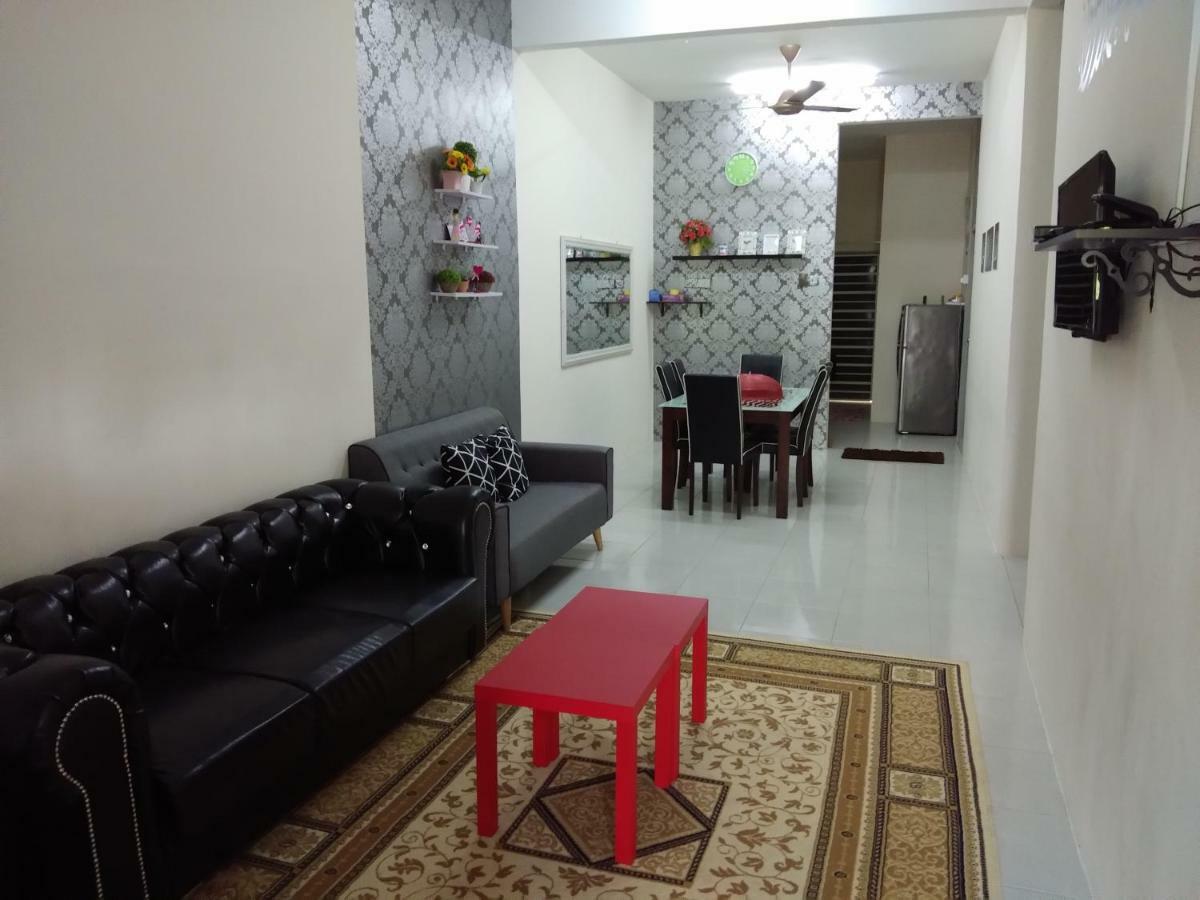 Zah’ra Homestay Kuala Lipis Luaran gambar